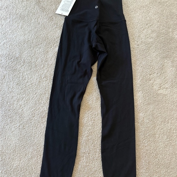 Lululemon Align HR 23” ribbed black size 2 NWT - Picture 4 of 5
